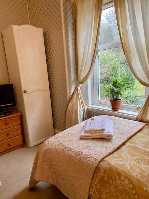 Rosebank House Bed & Breakfast ストラサ エクステリア 写真