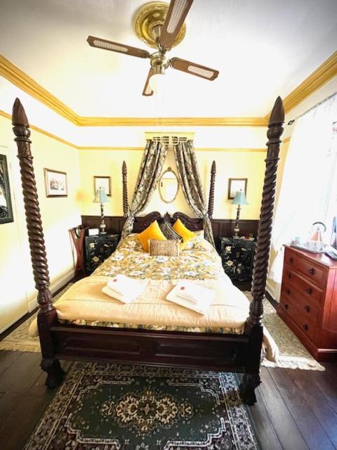 Rosebank House Bed & Breakfast ストラサ エクステリア 写真
